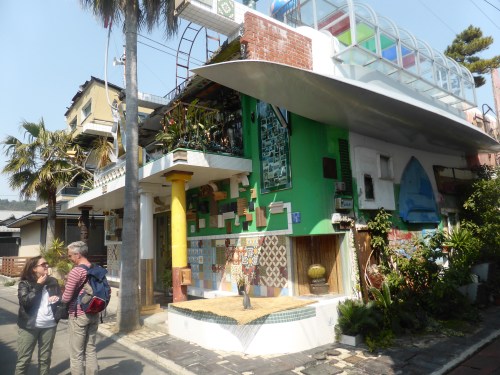 The onset (public bath house) in Miyanour is a piece of art by Shinro Ohtake who has several other art installations in the area .