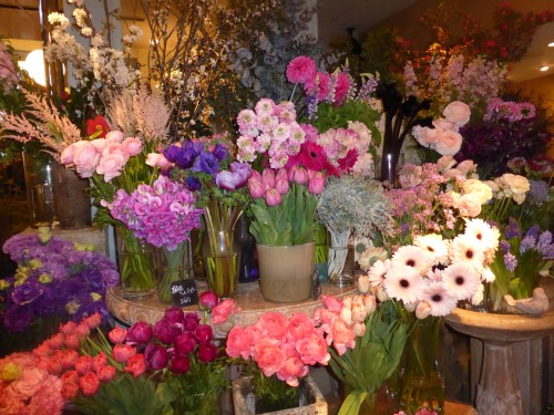 Flower shop in the U Goto building
