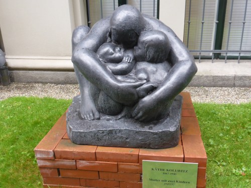 A Kathy Kollwitz bronze outside her museum